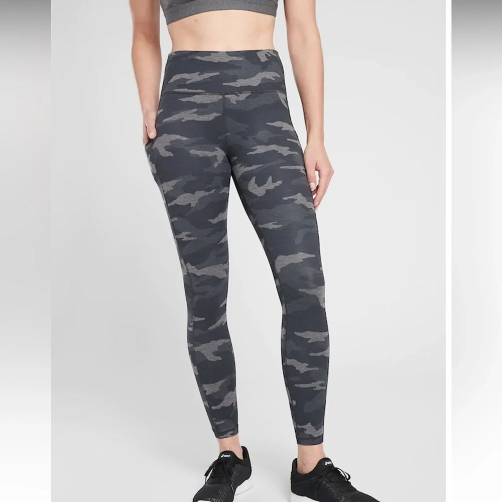 Athleta ultimate stash